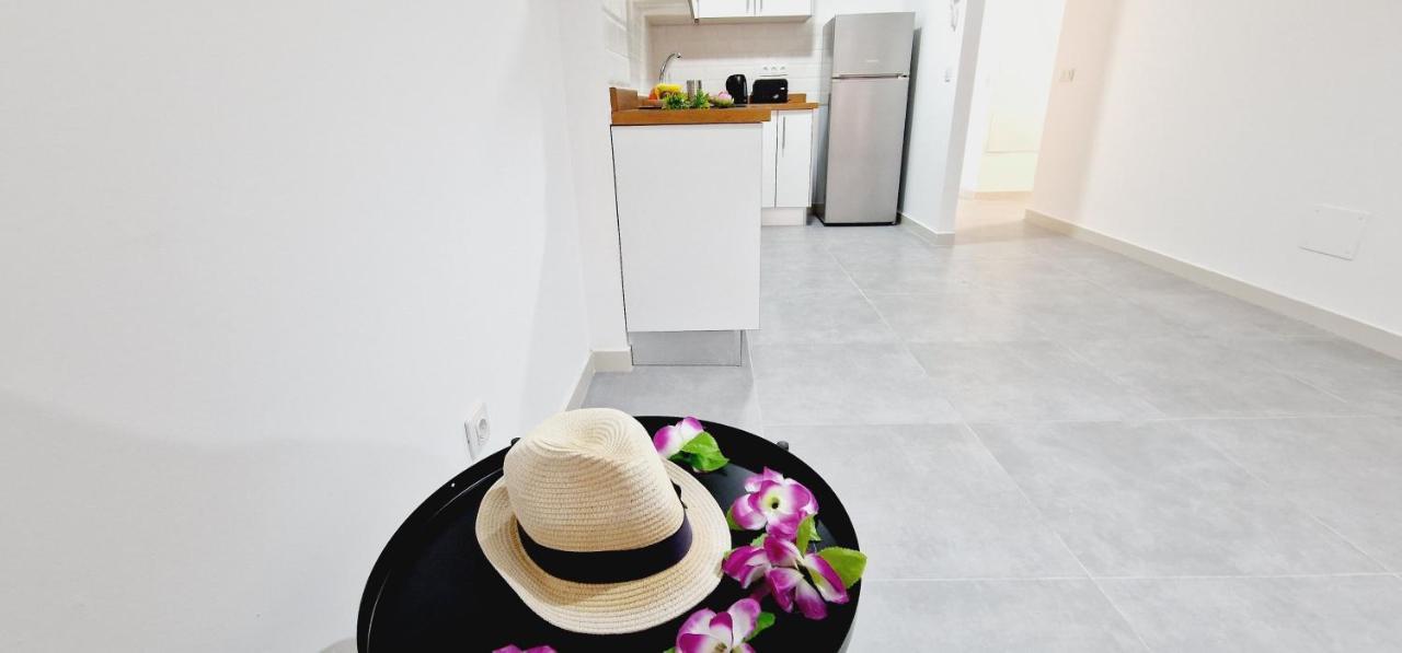 Apartamentos Playa San Juan & Wifi Free Guía de Isora Eksteriør billede