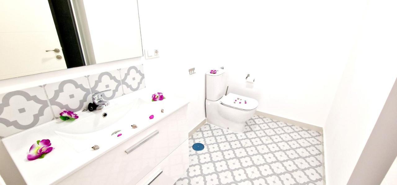 Apartamentos Playa San Juan & Wifi Free Guía de Isora Eksteriør billede